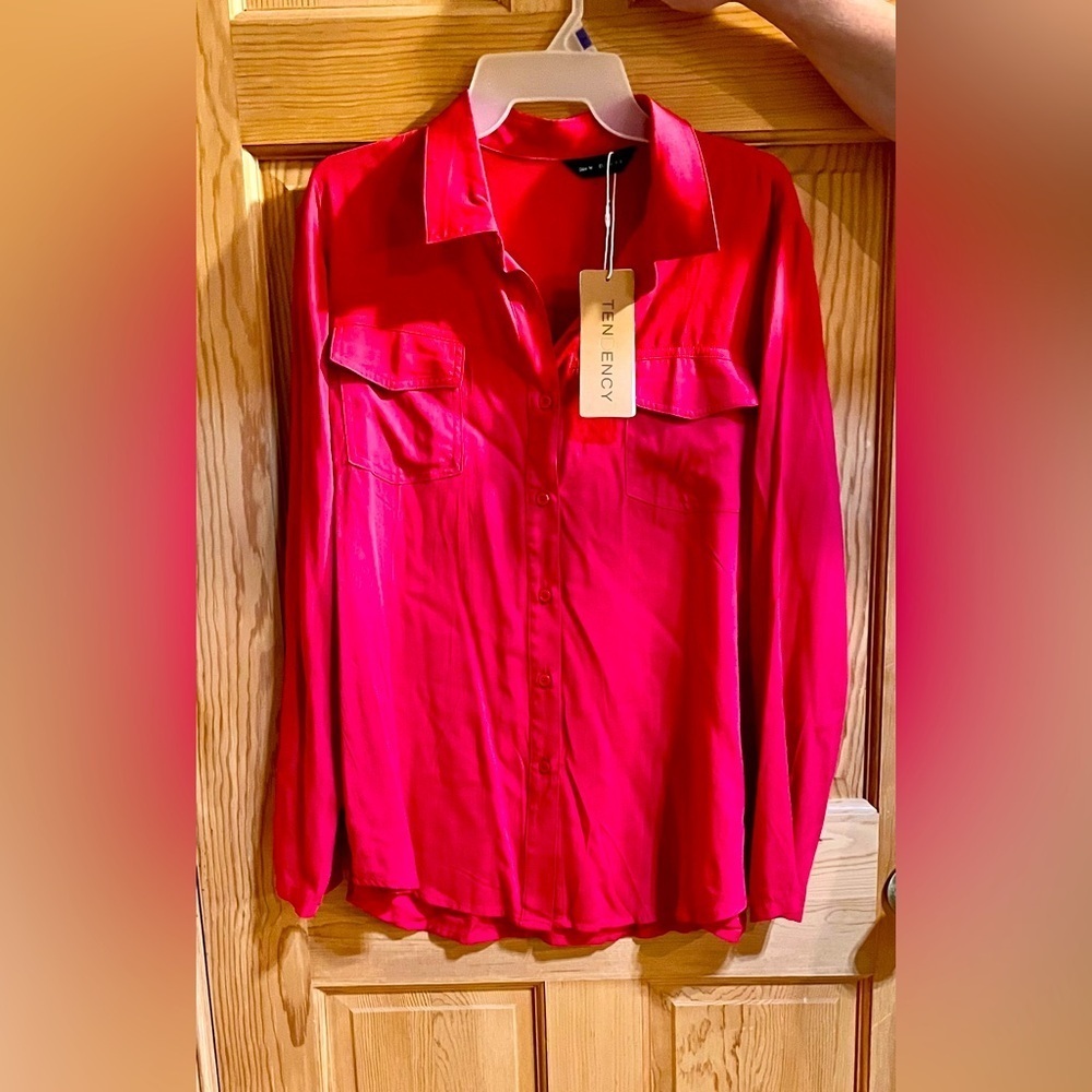 NWT Tendency All Silk Hot Pink Blouse M Barbiecore Fuchsia Lux Dopamine Dressing